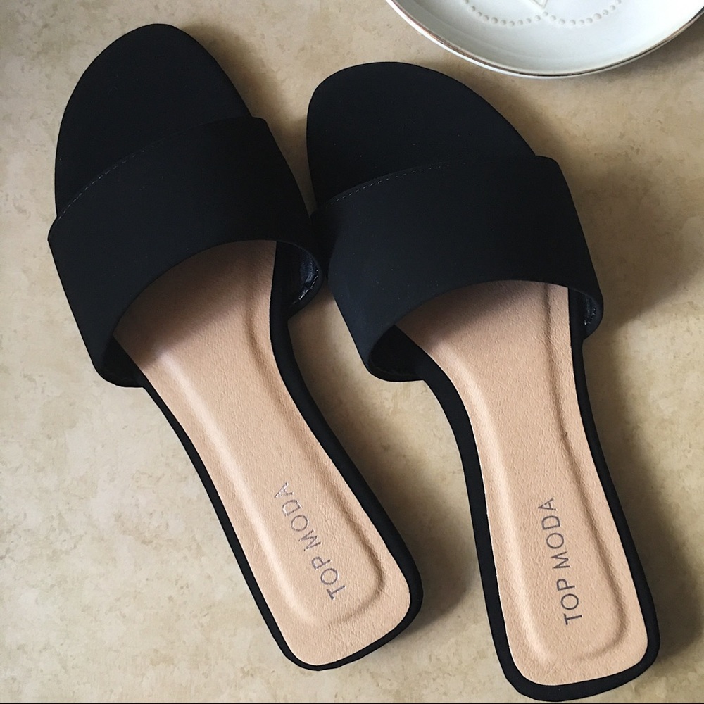 Black Slip On Sandals | Various sizes - Picture 4 of 5